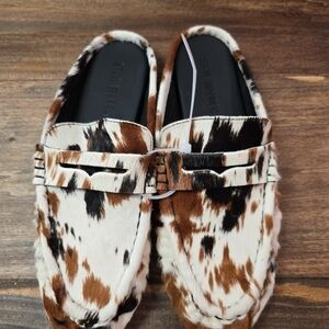 Steve Madden Cowhide Pattern Slip-On Loafers - Brown/White/Black